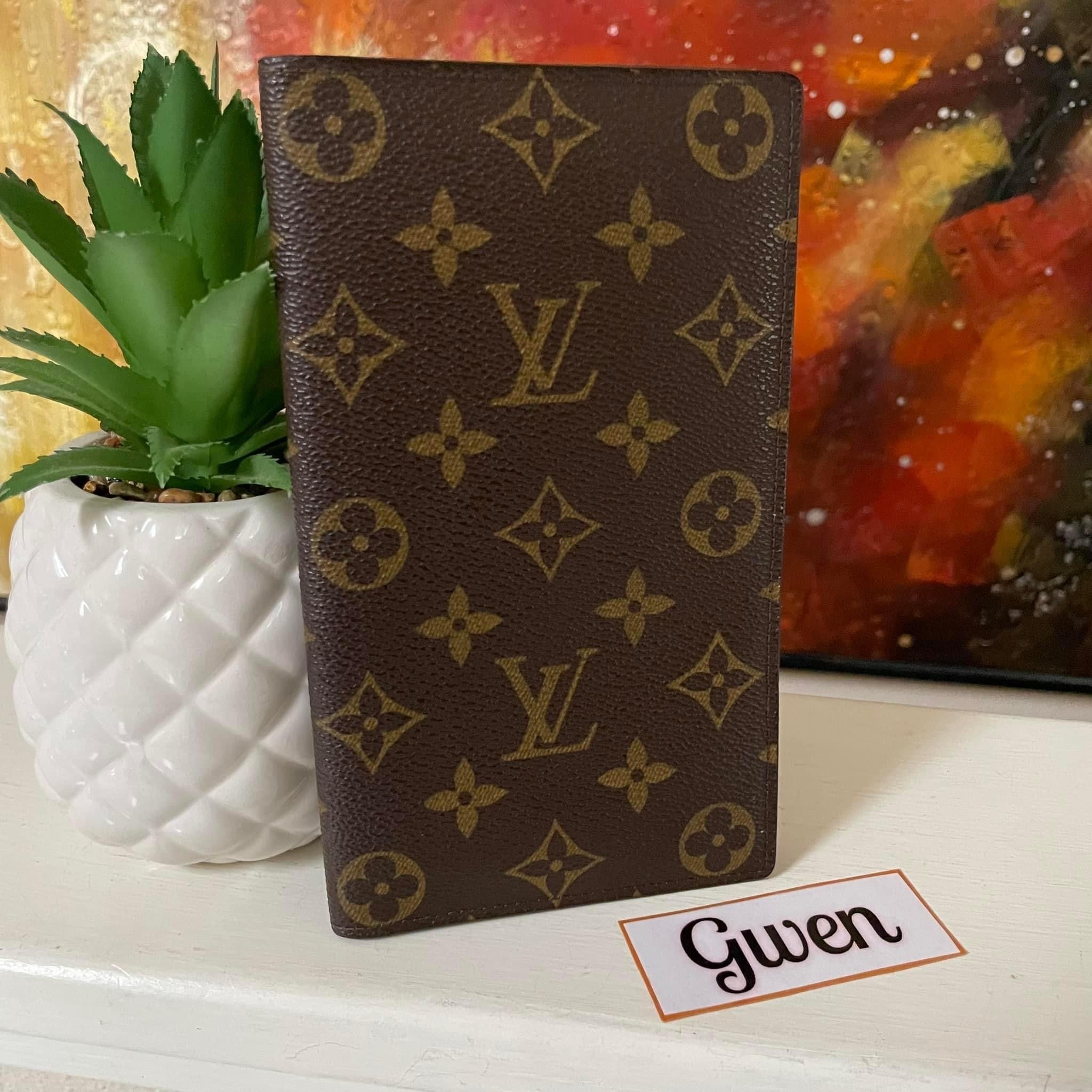 Louis Vuitton Checkbook Cover Monogram Canvas - ShopStyle Wallets & Card  Holders