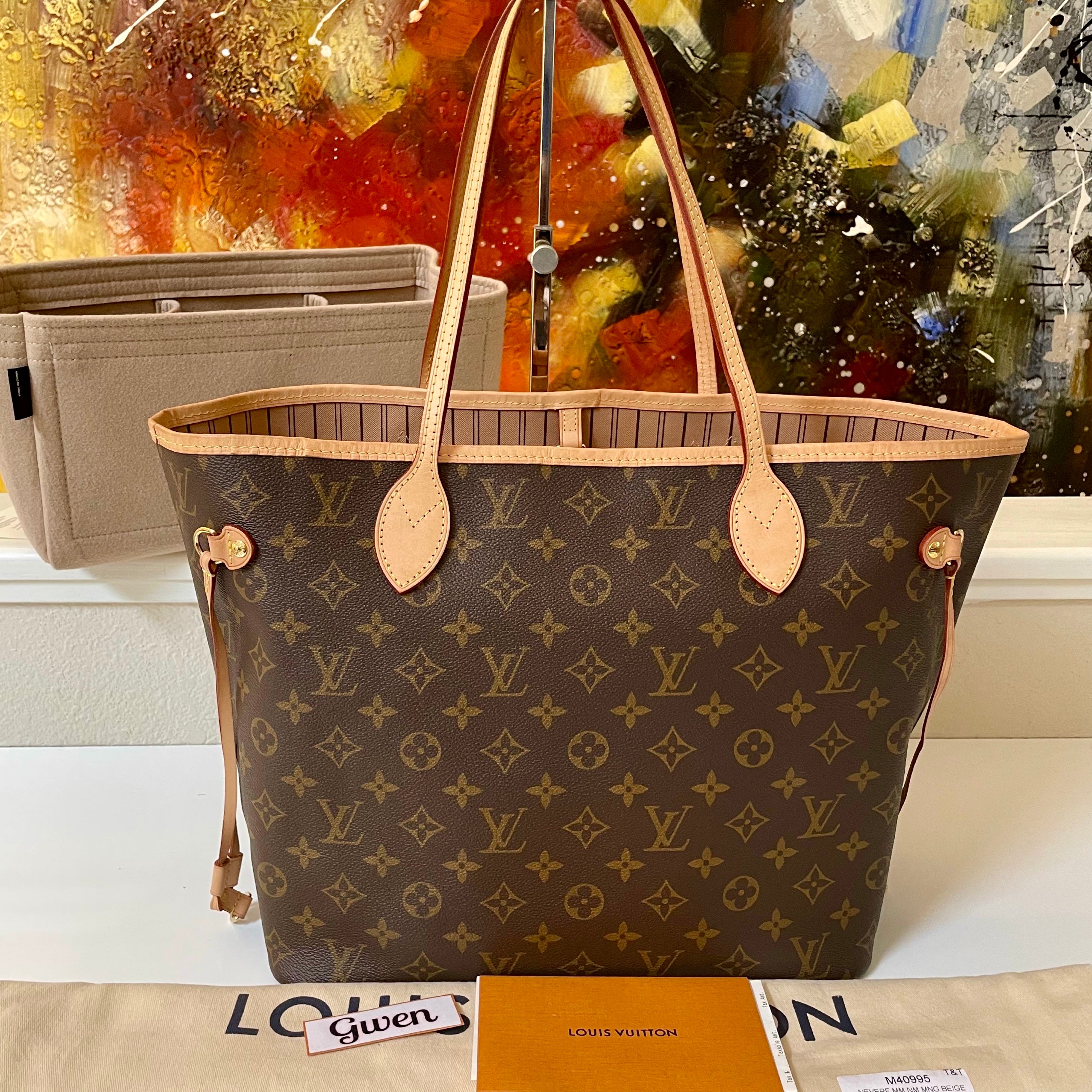 Authentic Louis Vuitton 2022 Neverfull MM with Extra Organizer – Gwen's  Luxeshop